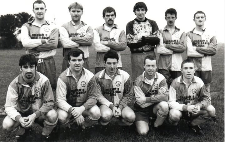 Crettyard United team photo in Graham's Free Range Eggs kit