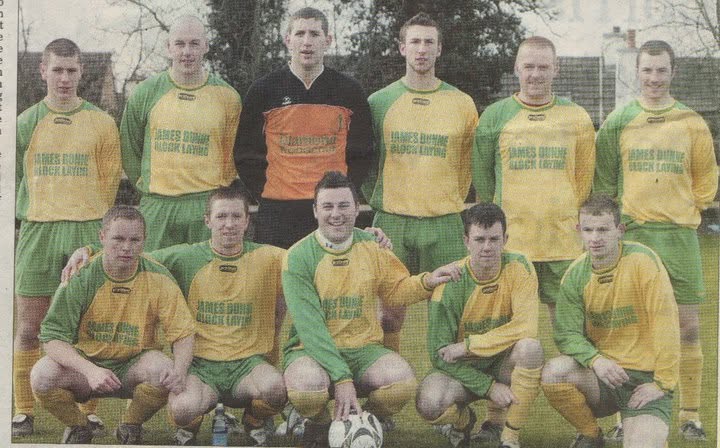 Crettyard United squad photo in James Dunne Block Laying kit