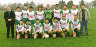 Crettyard United A team squad photo from 1992 in green and white Murphy's Mullingar jersey